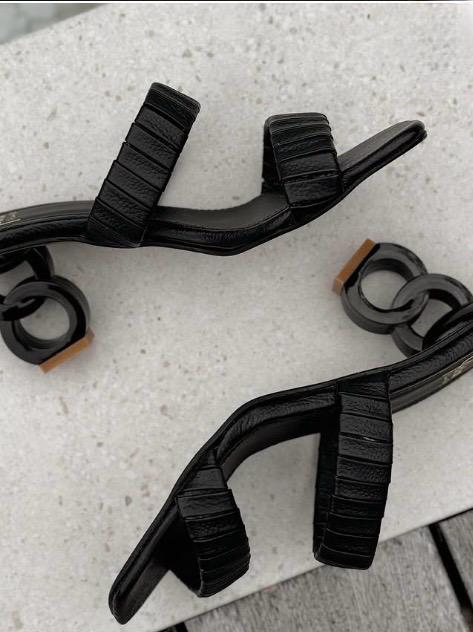 Double Beauty Black