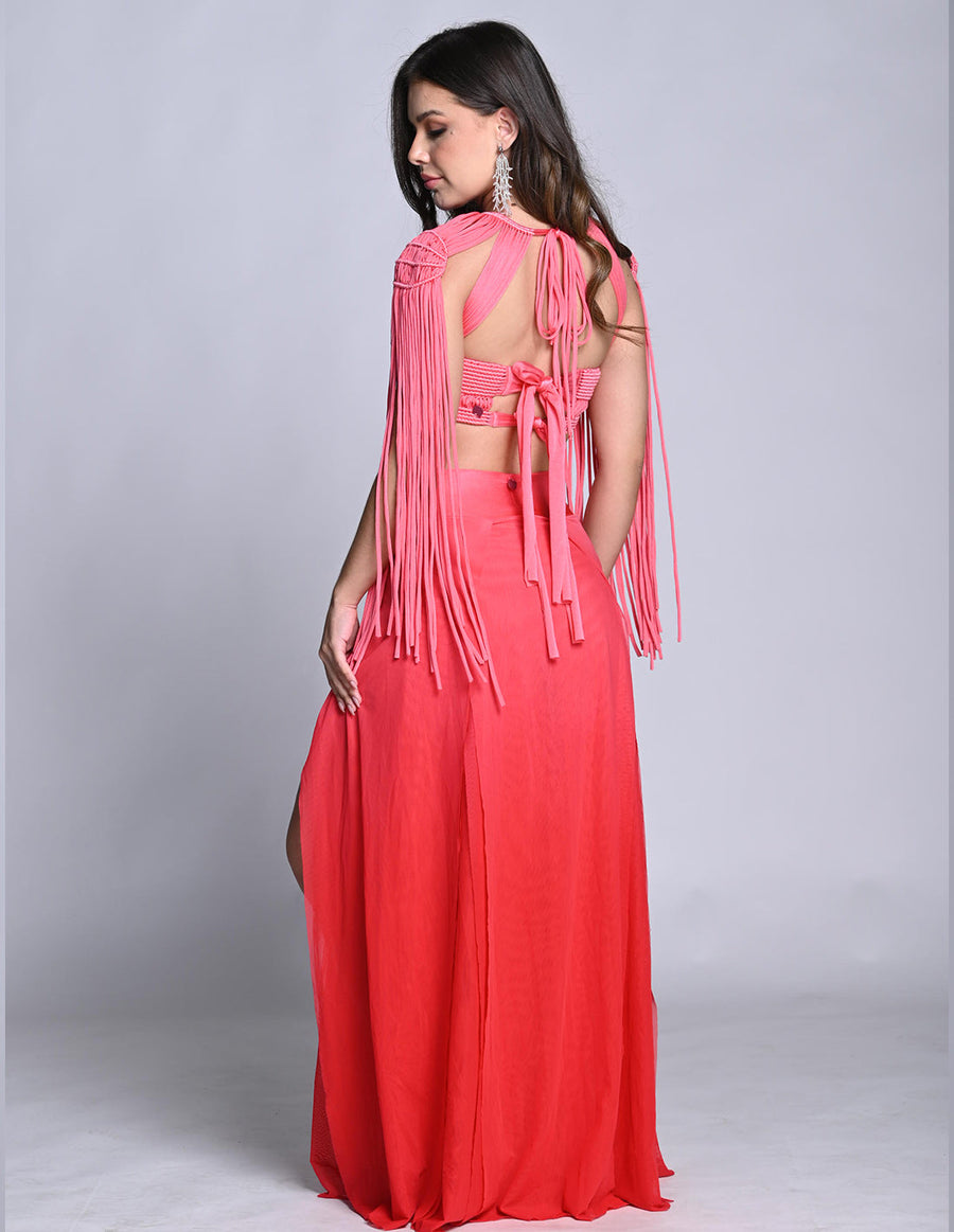 Outfit: Crop Top Guerrera & Skirt Woods Tomato