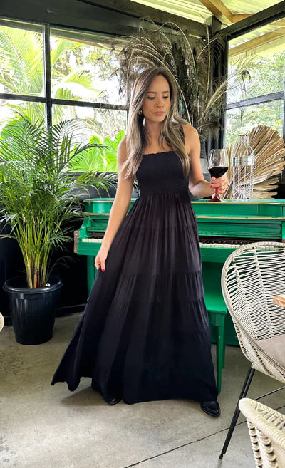 Vestido Tassia negro