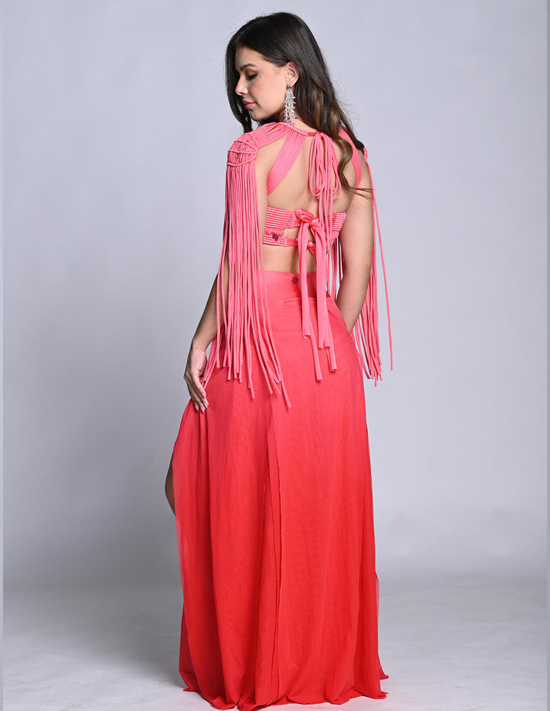 Outfit: Crop Top Guerrera & Skirt Woods Tomato