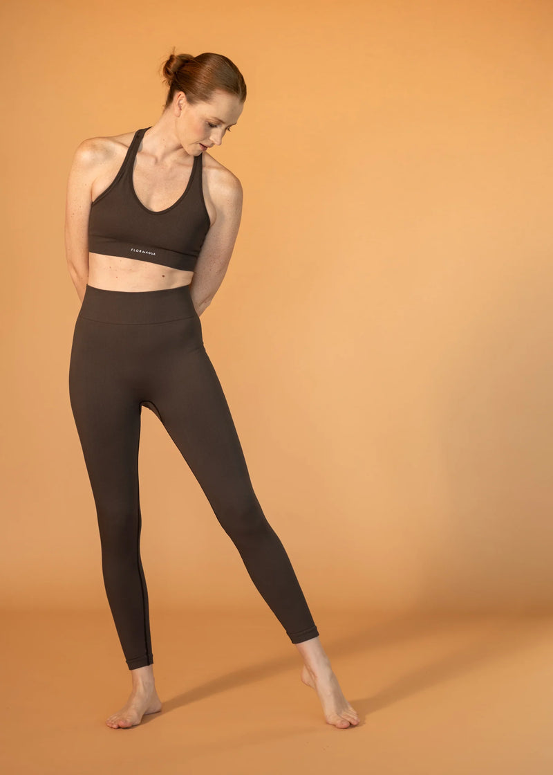 HERRINGBONE TWIST-BACK CROP TOP
