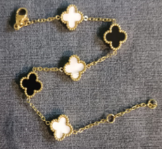 Black And White Clover Bracelet