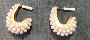 Gold Leaf Earring With Pearls