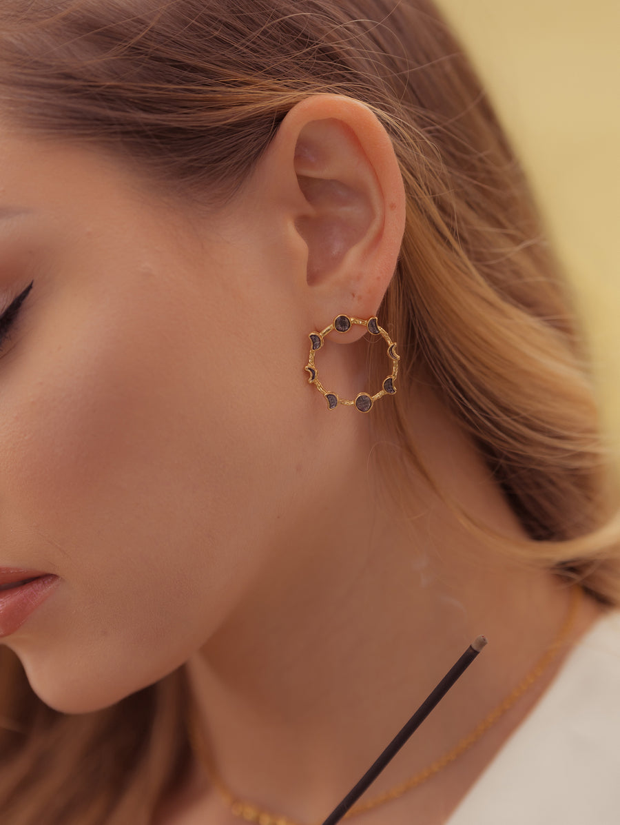 Moonly Magic Earings - Gold