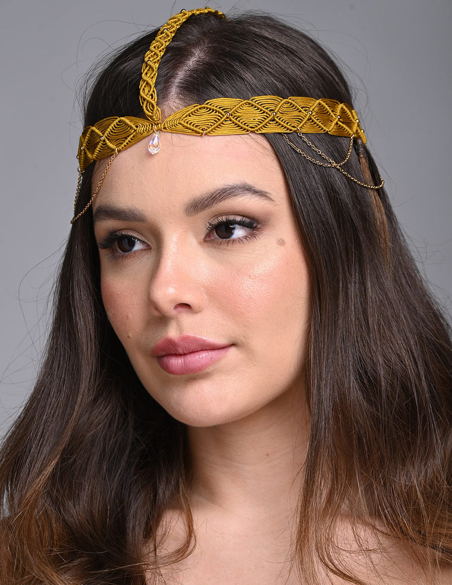 Reina Tiara Golden