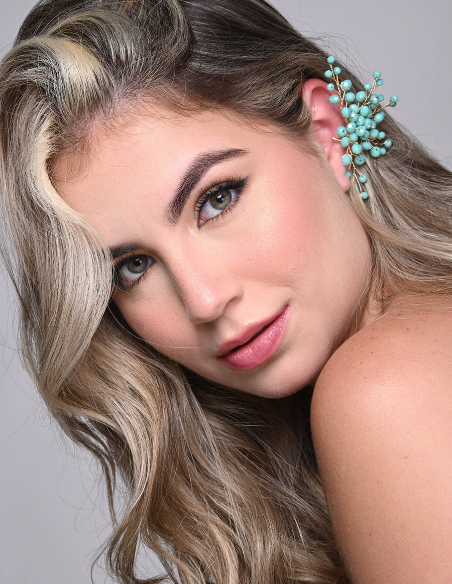Glimmer Ear Cuff Green Mint. Ear Cuff In Green Mint