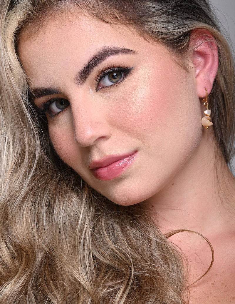 Lety Charm Mother Of Pearl + Beige. Charm In Mother Of Pearl + Beige