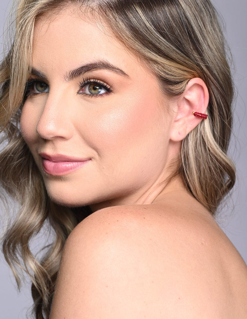 Luna Creciente Ear Cuff Red Wine. Ear Cuff In Red Wine