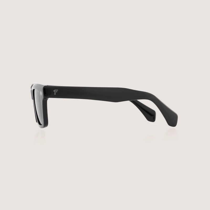 OASIS SUNGLASSES
